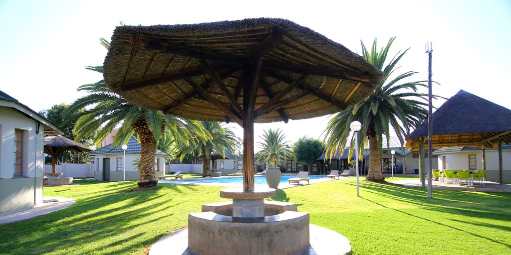 kalahari arms hotel