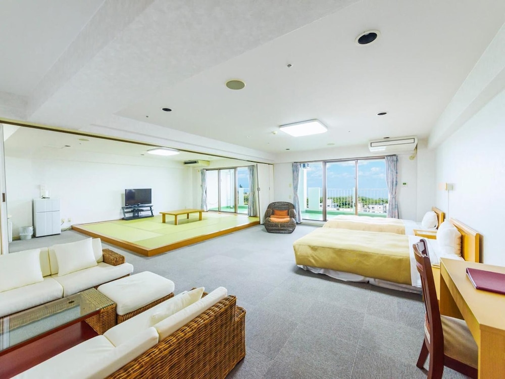 kanehide onna marine view palace