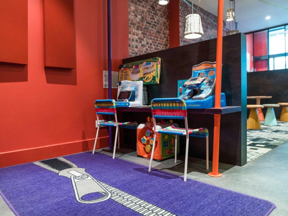 ibis styles lille centre grand place