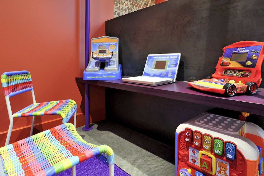 ibis styles lille centre grand place