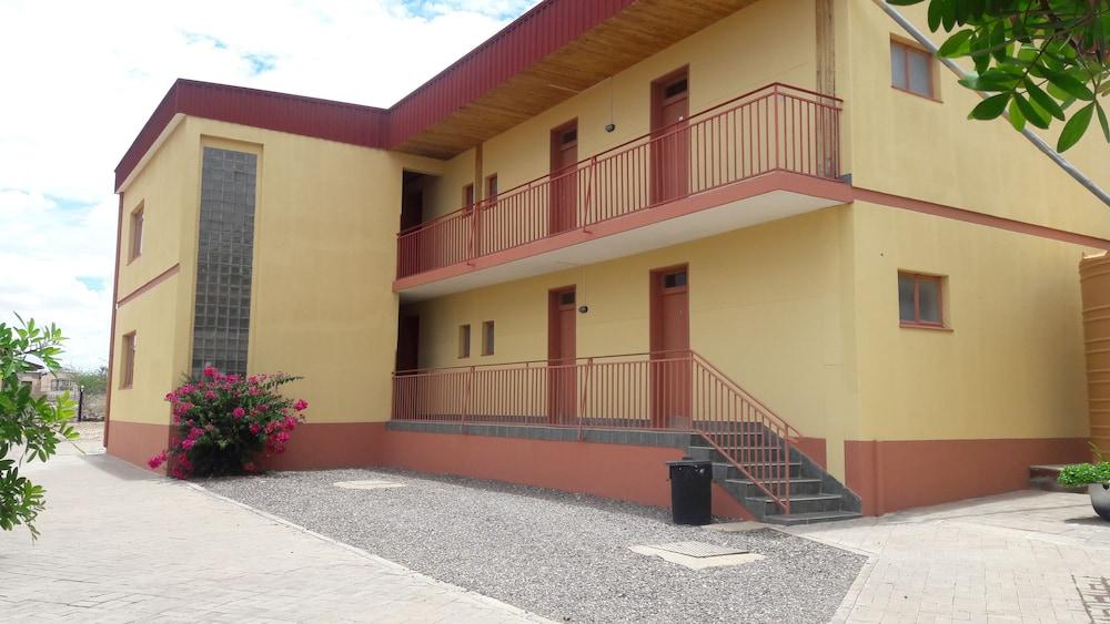 Hotel-Img