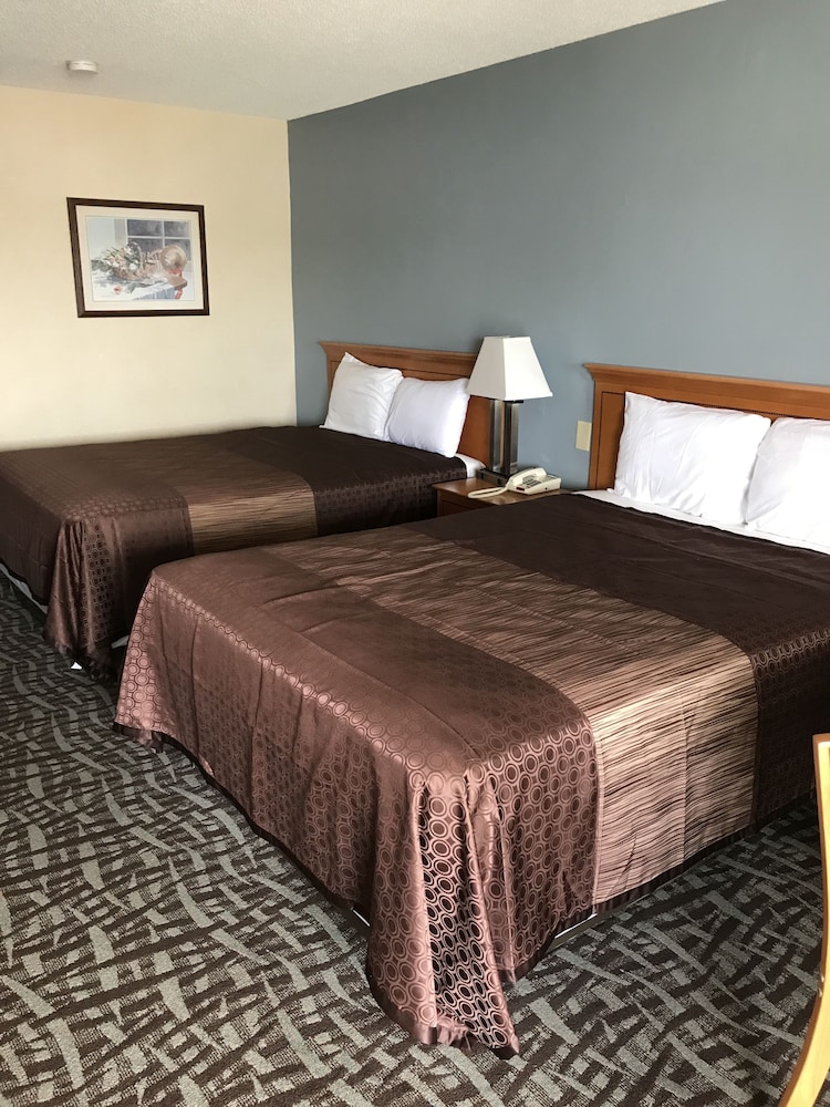 carolina inn and suites of lake norman