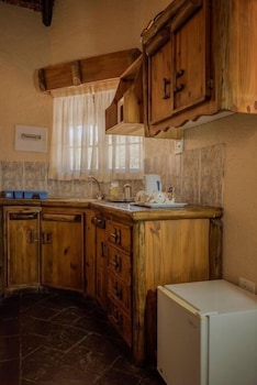 Tautona Lodge,Botswana>>Ghanzi,3 star