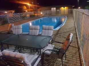 carnarvon motel