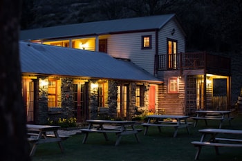 Cardrona Hotel,Cardrona>>Arrowtown,3 star