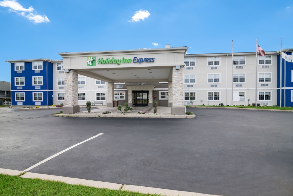 holiday inn express plymouth by ihg