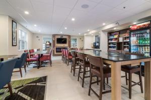 holiday inn express plymouth by ihg