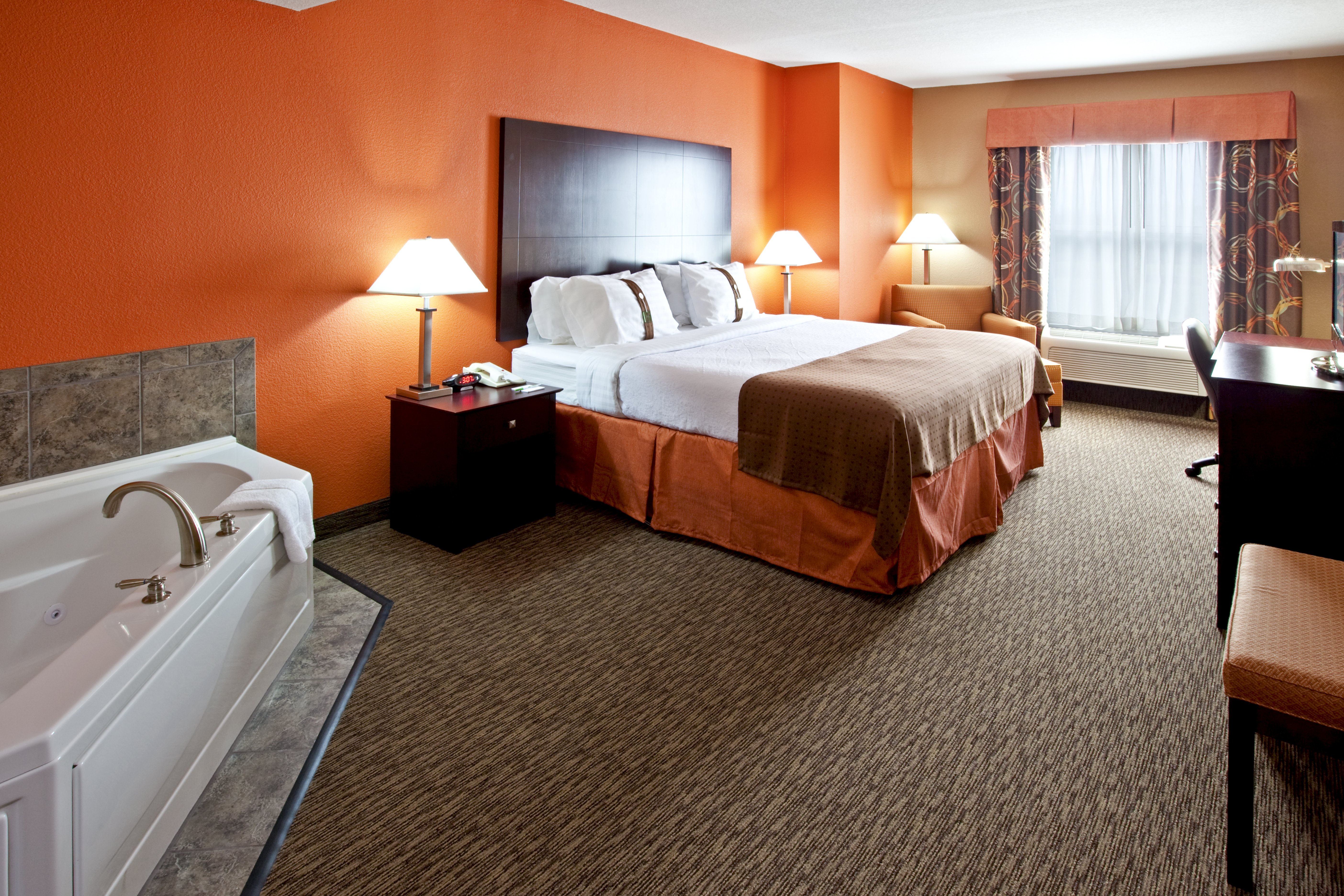 holiday inn louisville airport south by ihg