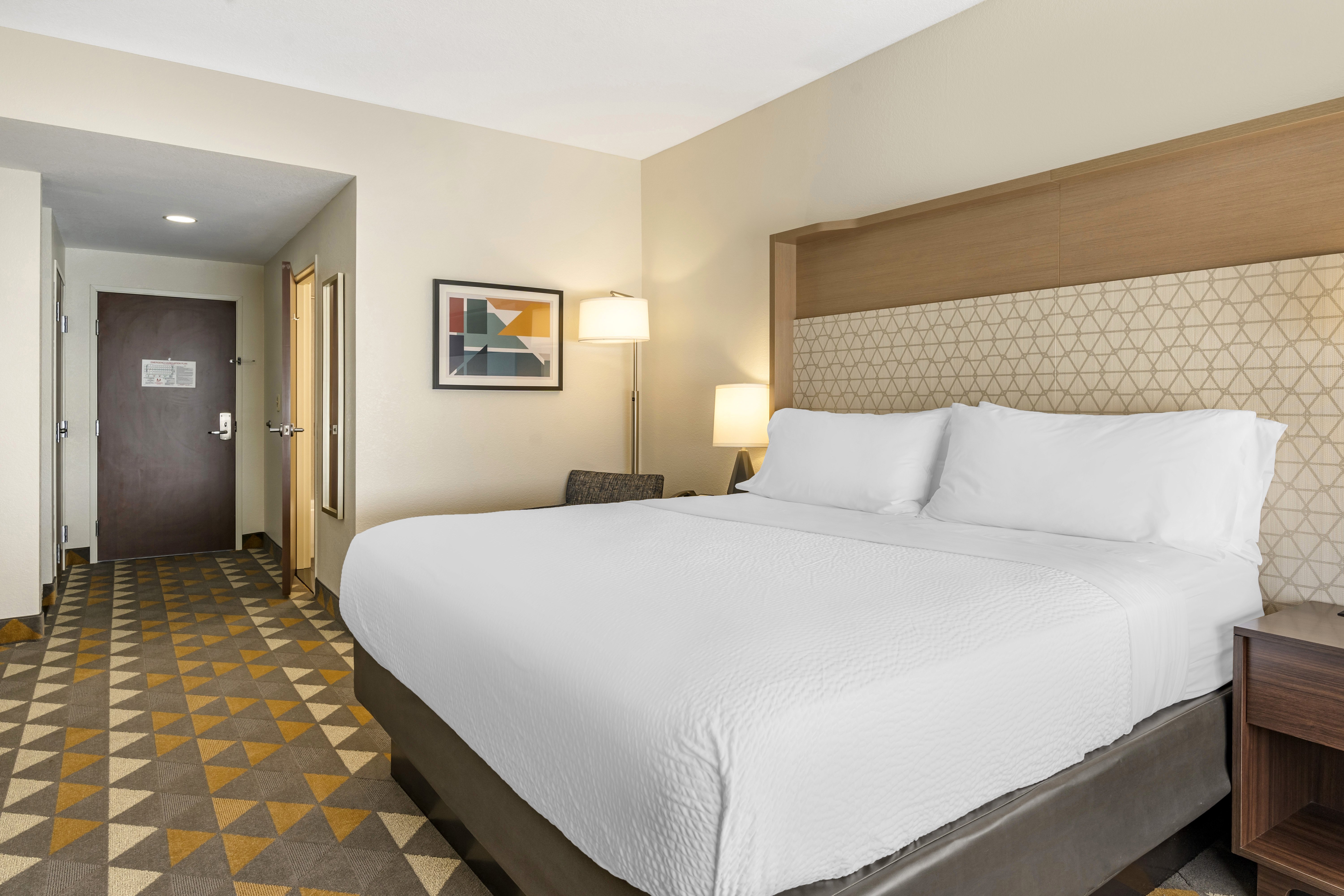 holiday inn louisville airport south by ihg