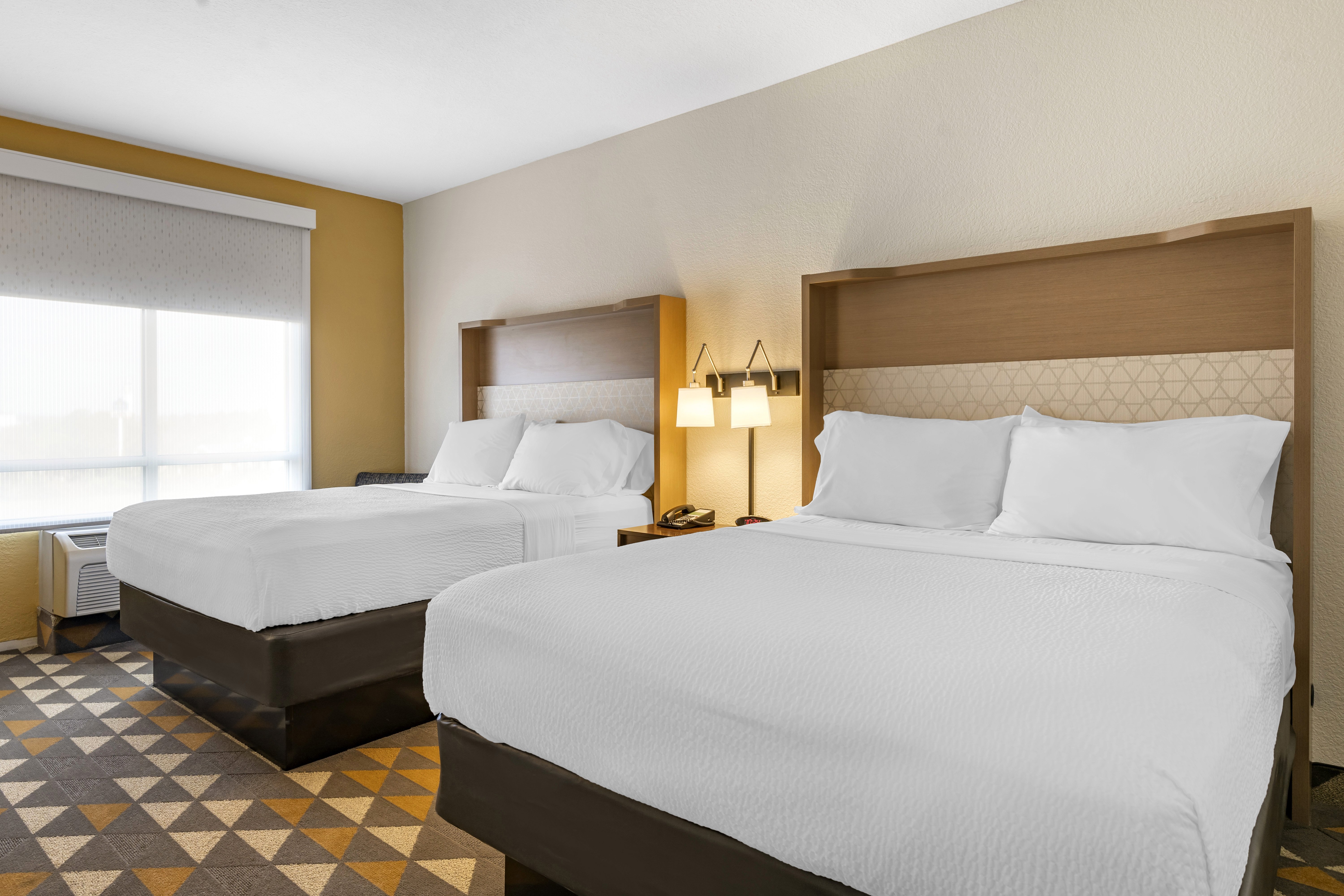 holiday inn louisville airport south by ihg