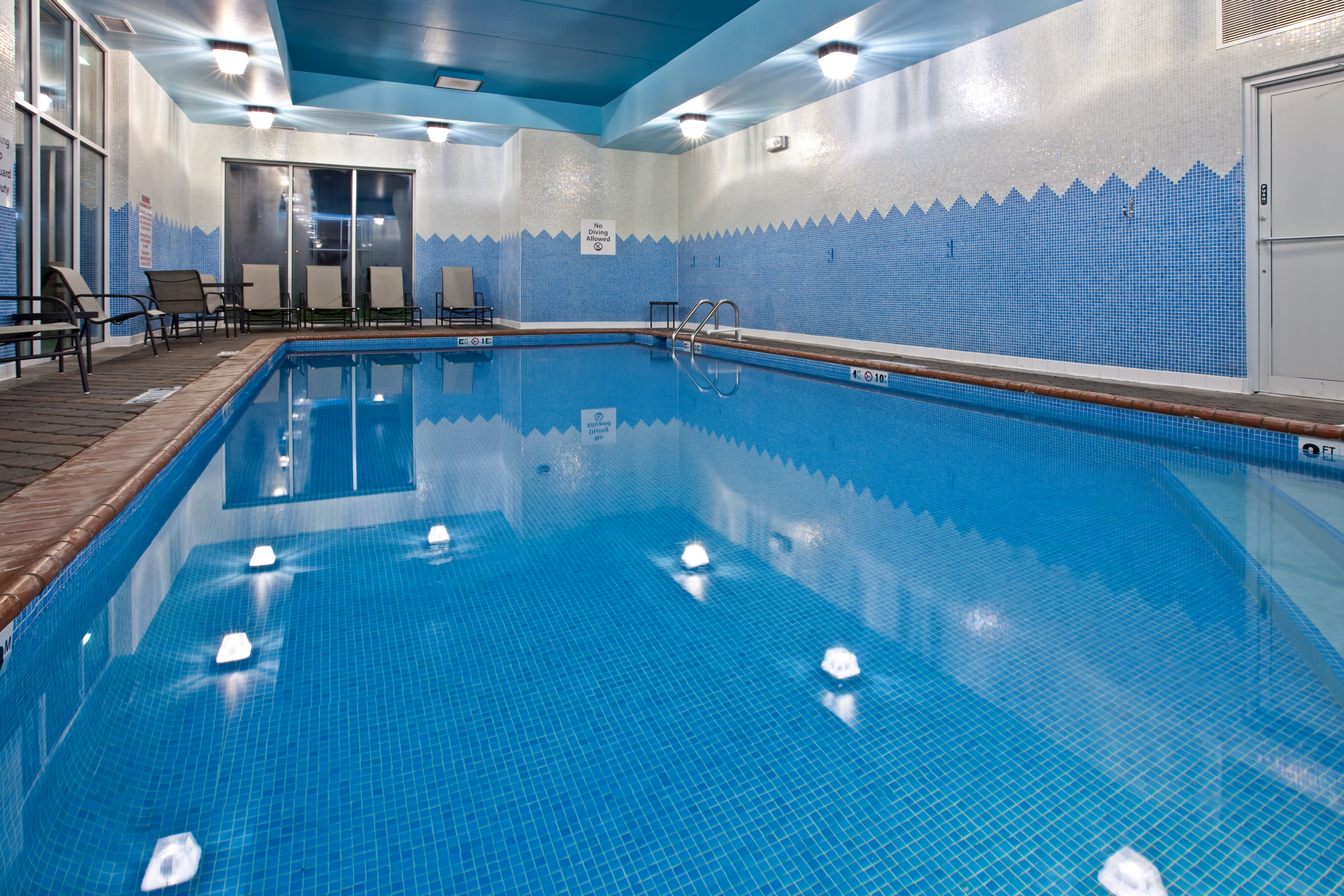holiday inn louisville airport south by ihg
