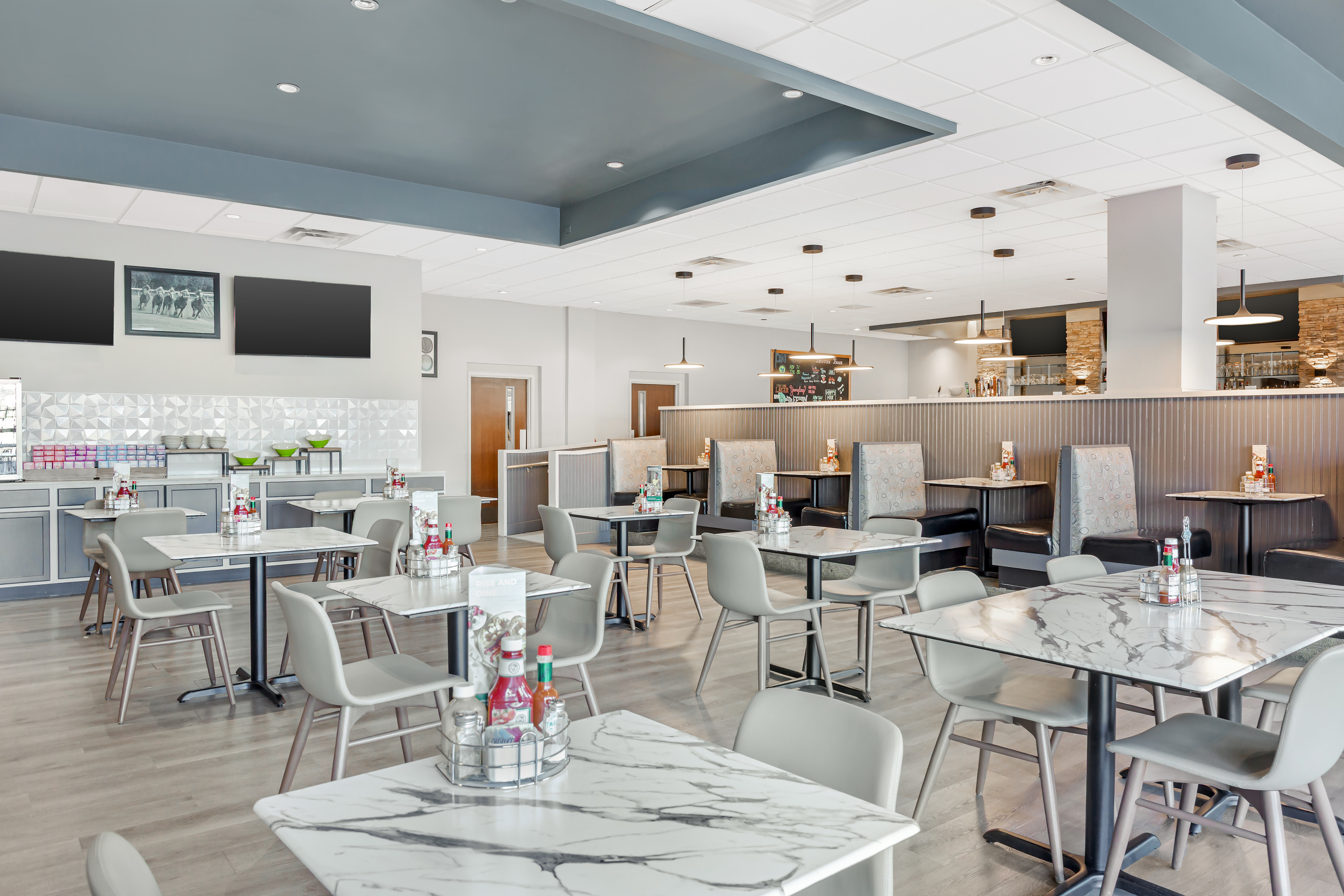 holiday inn louisville airport south by ihg