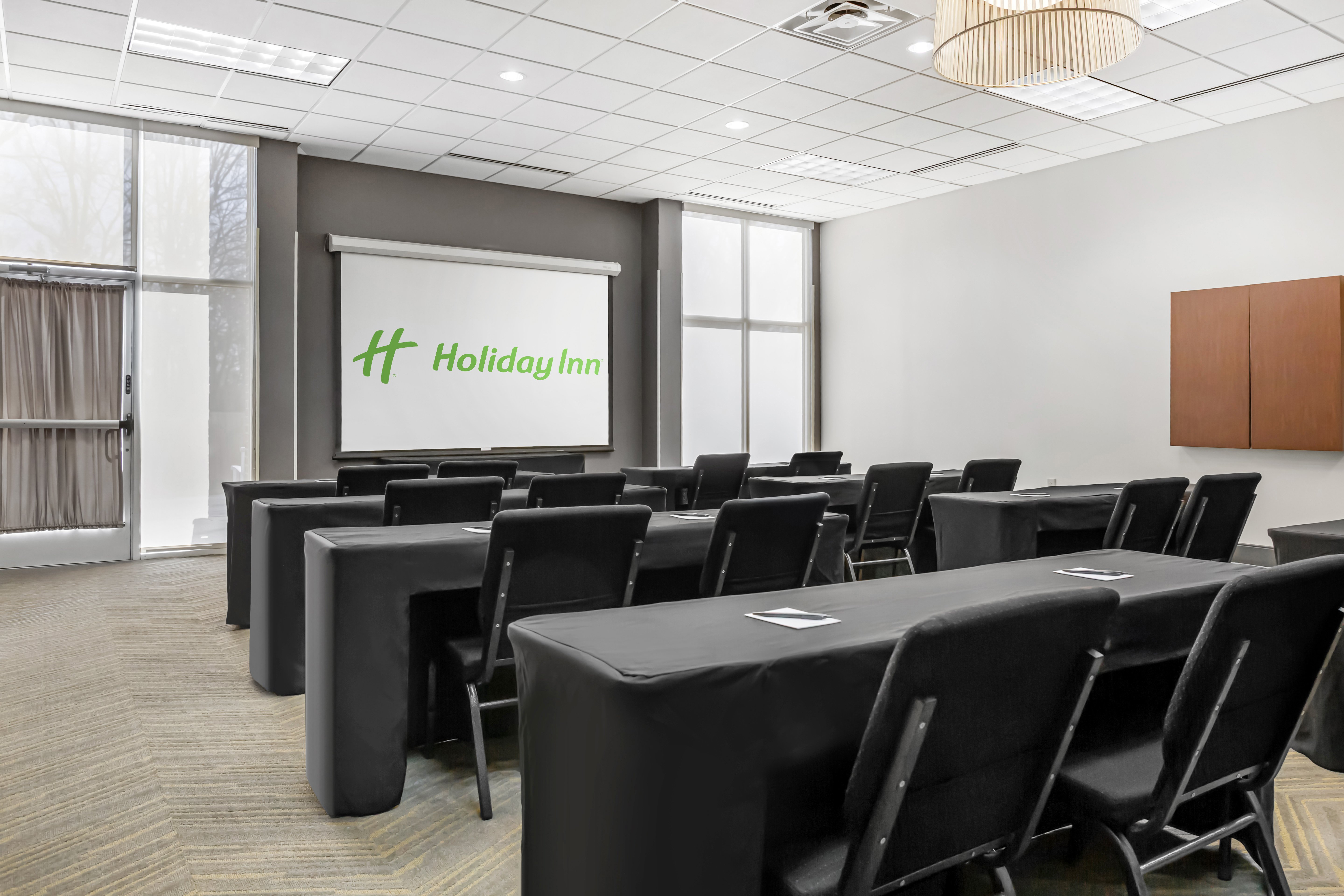 holiday inn louisville airport south by ihg