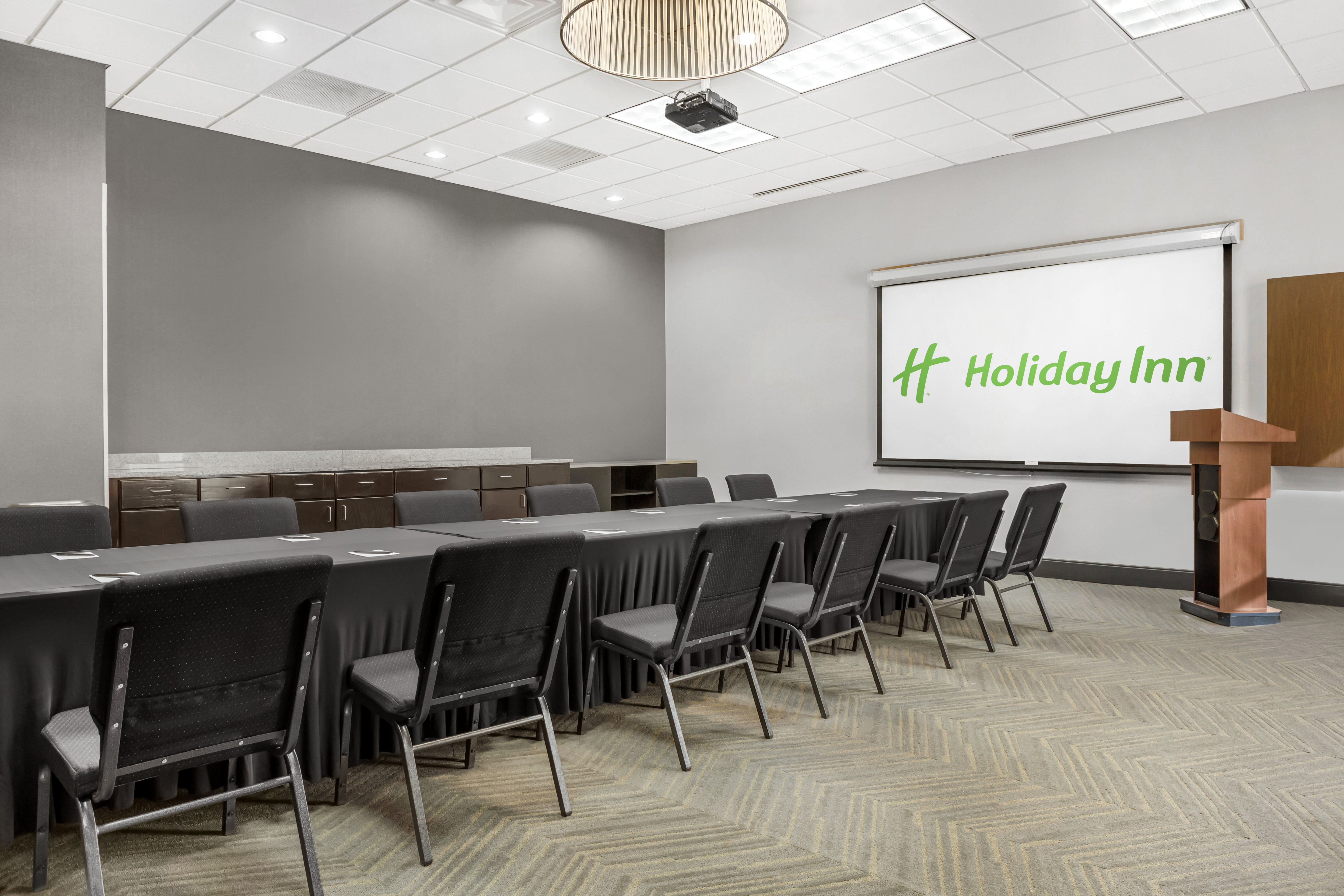 holiday inn louisville airport south by ihg