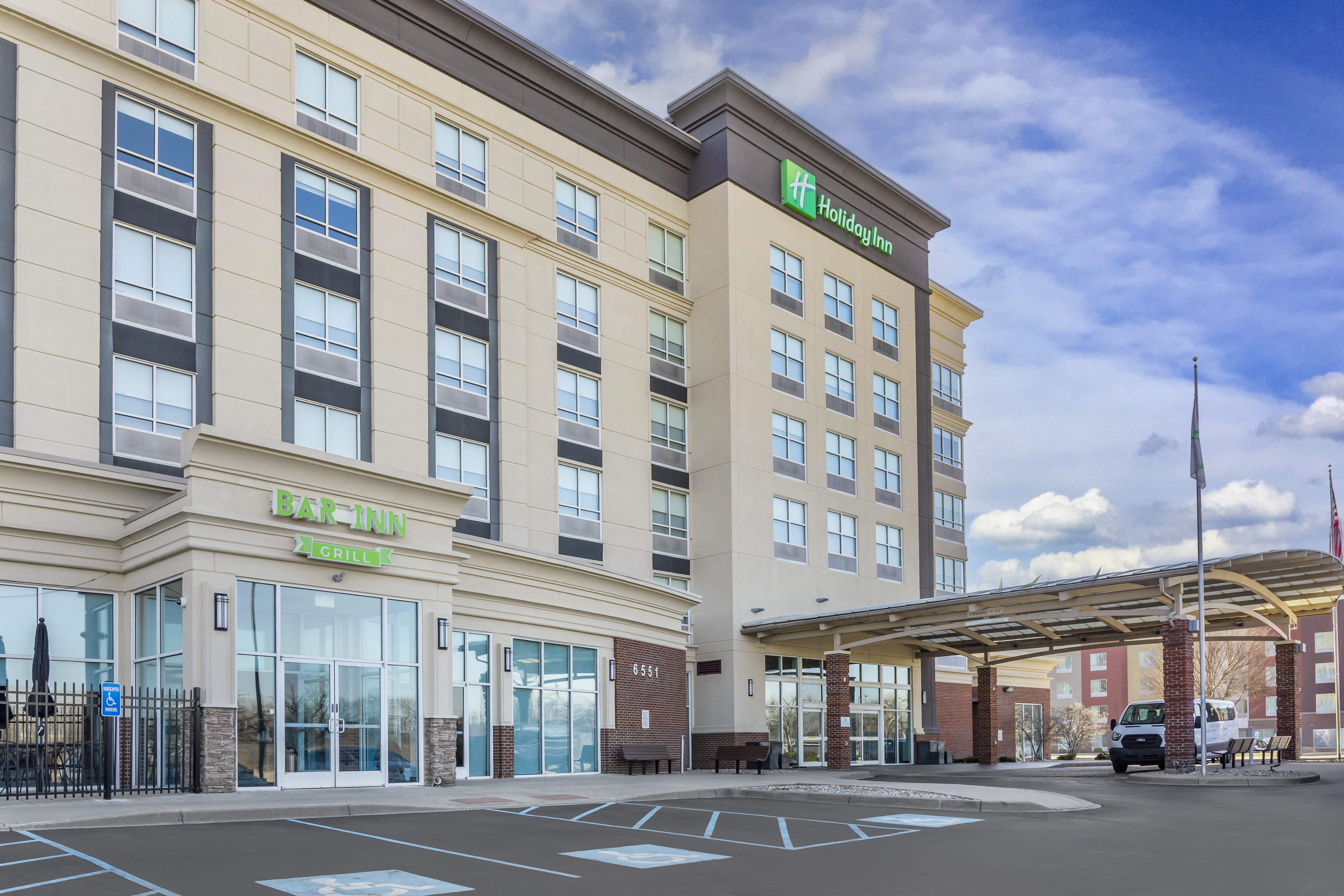 holiday inn louisville airport south by ihg