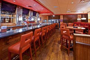 holiday inn louisville airport south by ihg