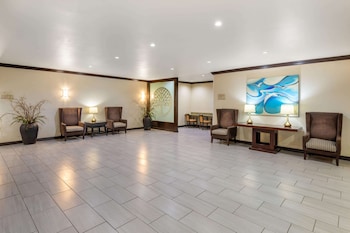 Hawthorn Suites By Wyndham Lubbock,Texas>>Lubbock,3 star