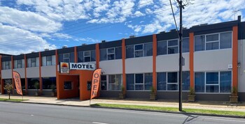 adelaide airport motel