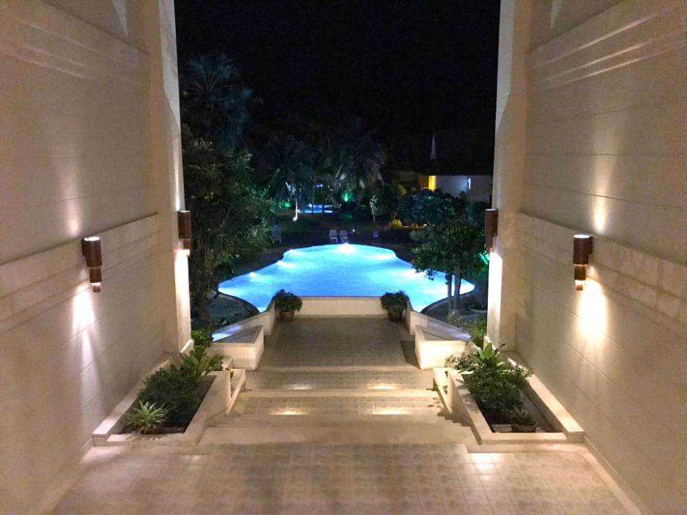 baan talay samran villa