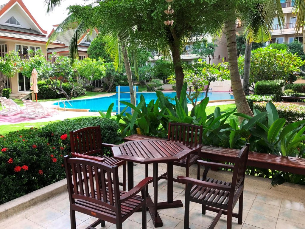 baan talay samran villa