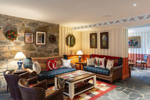 The Cluanie Inn,Highland>>Glenmoriston,3 star