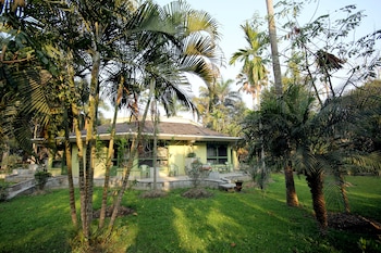 the rhino residency resort