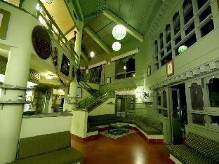 the rhino residency resort