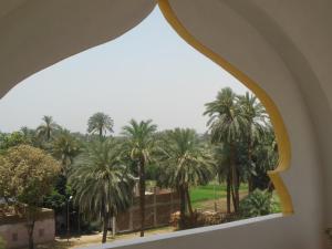 cleopatra hotel luxor