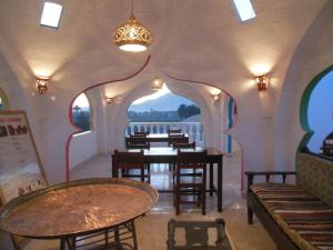 cleopatra hotel luxor