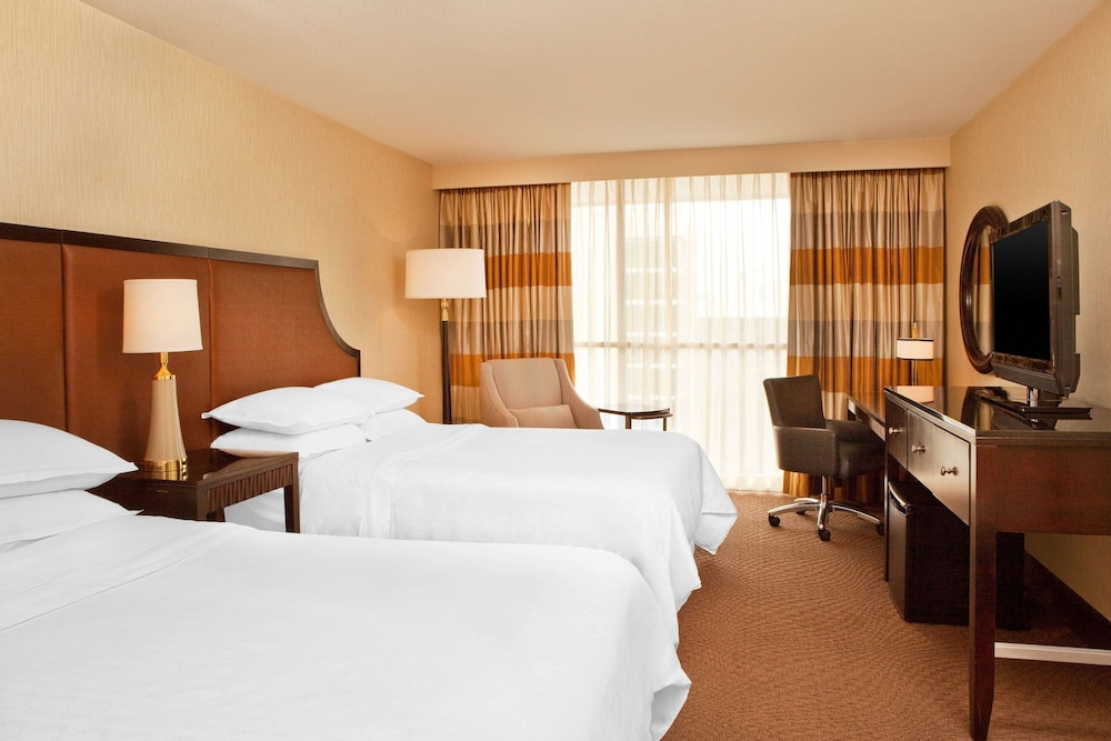 courtland grand hotel trademark collection by wyndham