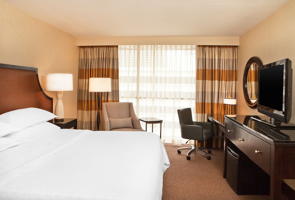 courtland grand hotel trademark collection by wyndham