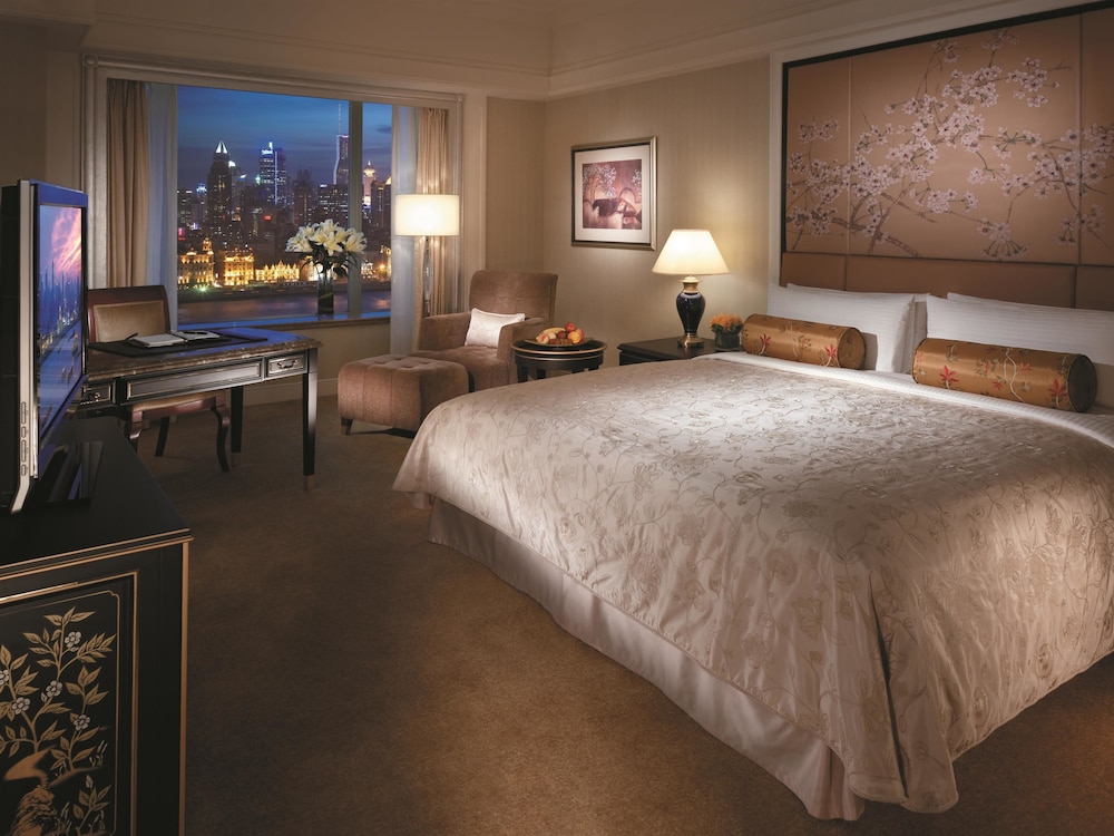 pudong shangri la shanghai