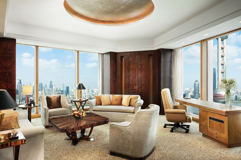 pudong shangri la shanghai