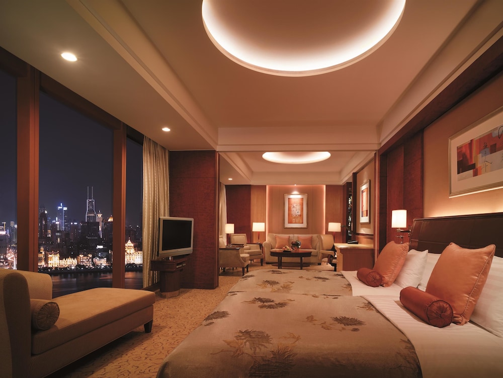 pudong shangri la shanghai