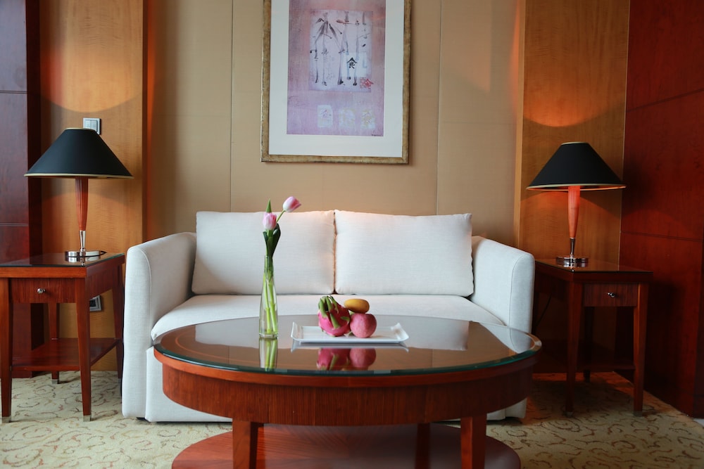 pudong shangri la shanghai