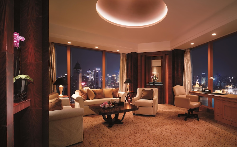 pudong shangri la shanghai