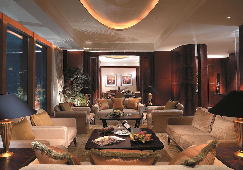 pudong shangri la shanghai