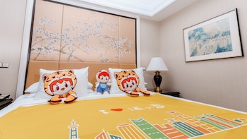 pudong shangri la shanghai