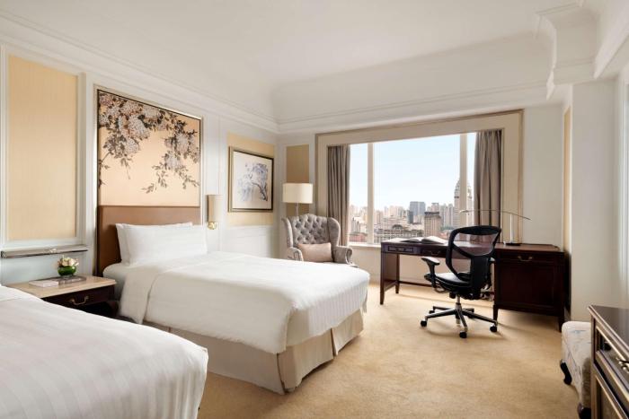 pudong shangri la shanghai