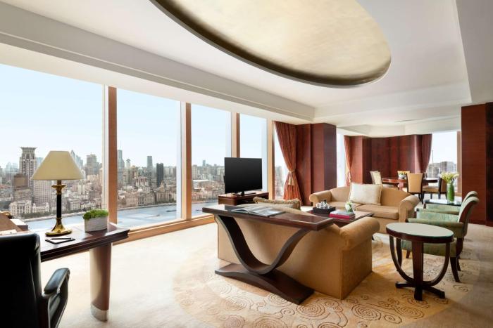 pudong shangri la shanghai