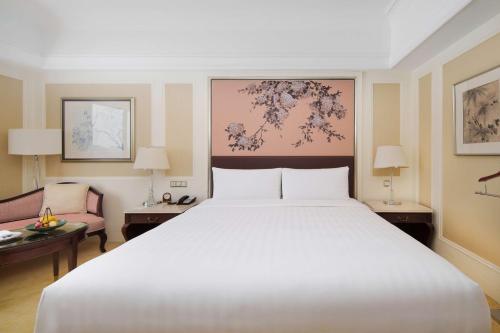 pudong shangri la shanghai