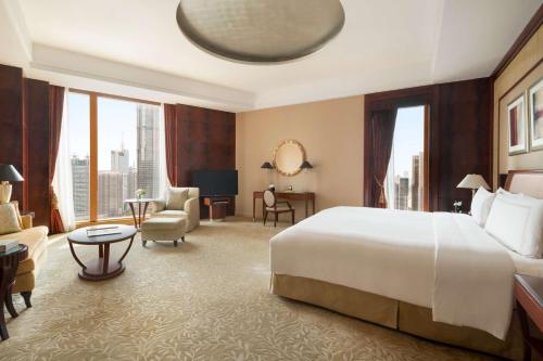 pudong shangri la shanghai