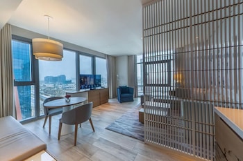 al bandar rotana dubai creek