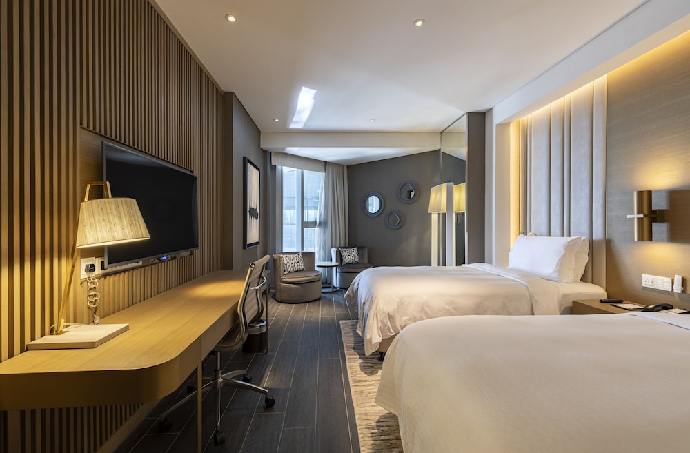 al bandar rotana dubai creek