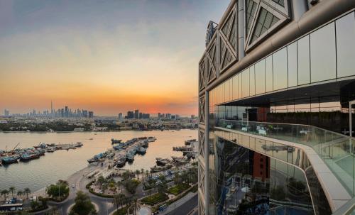 al bandar rotana dubai creek