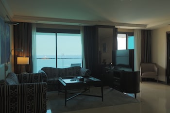 raouche arjaan by rotana