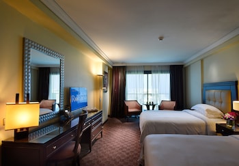 raouche arjaan by rotana