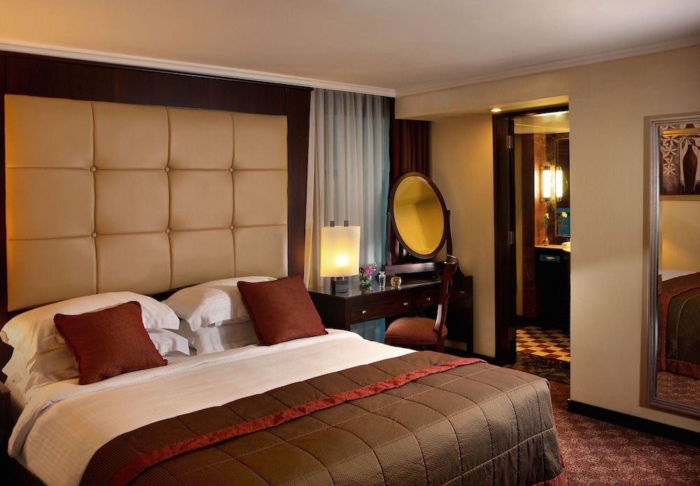 raouche arjaan by rotana