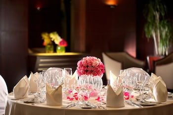 raouche arjaan by rotana