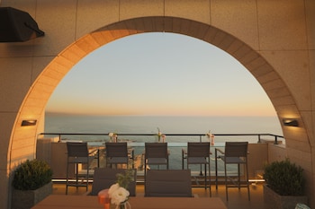 raouche arjaan by rotana